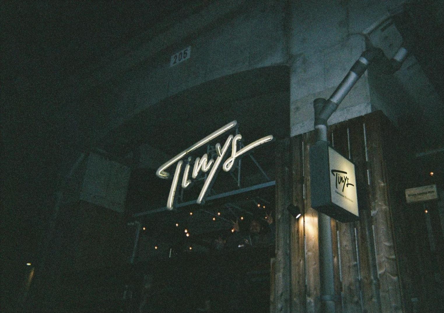 Ostello Tinys Yokohama Hinodecho Esterno foto